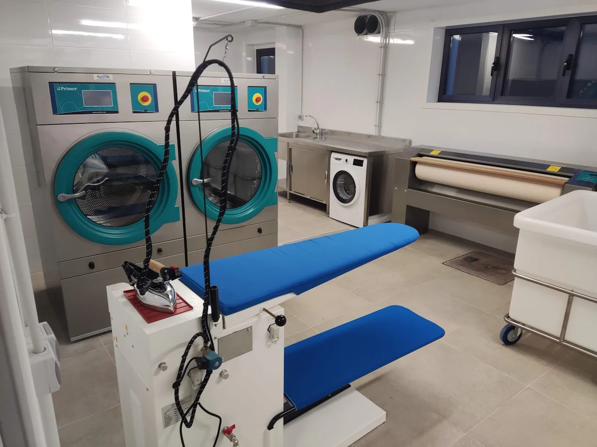 Maquinaria de Lavandería Industrial y Autoservicio